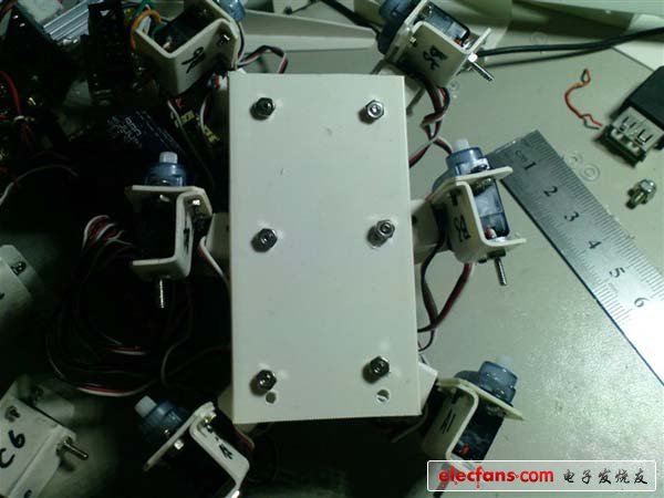 工程师DIY巨献:教你制作六足移动机器人(多图)
